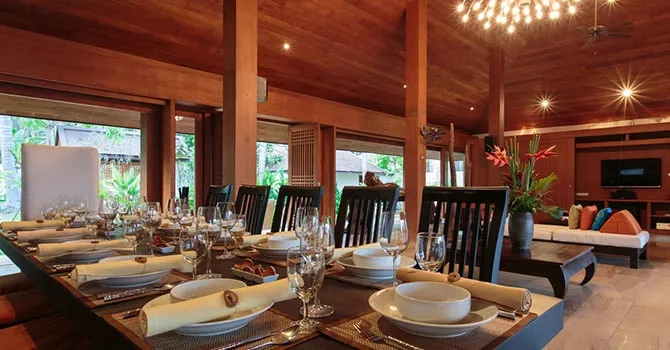 Ban Mekkala  Dining Table 