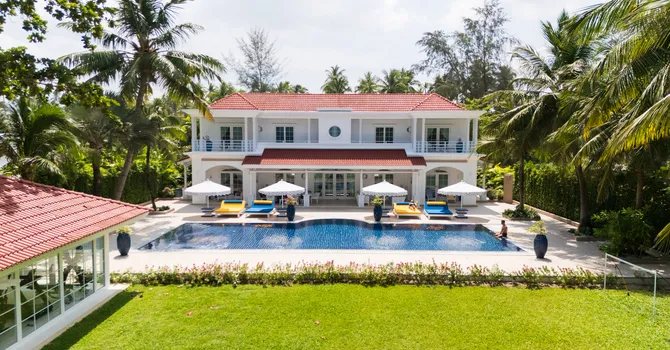 Carpe Diem Beach Villa  Swimming pool