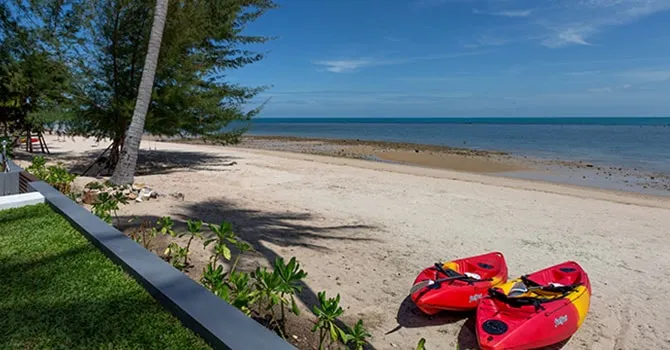 Villa Anar  Beachfront