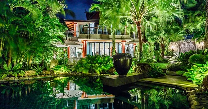Villa in the Garden  