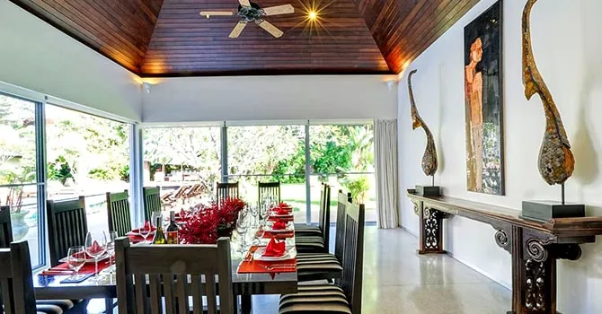 Villa Samakee  Dining Room 