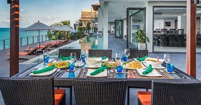 Villa Samayra  Exterior table