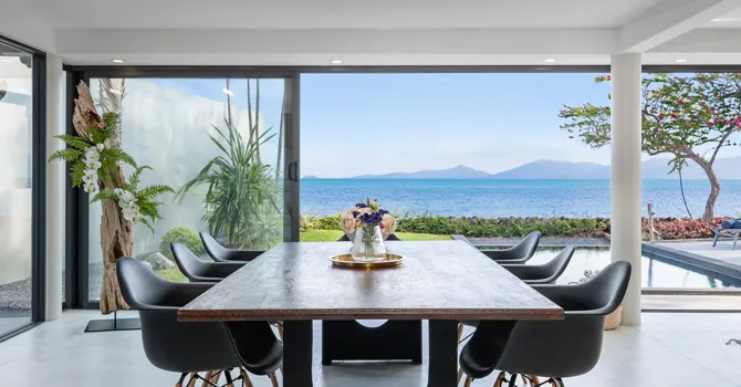 Baan Fisherman Villa  Dining Table