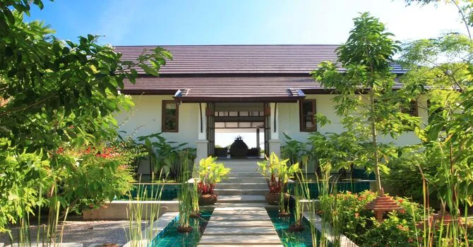 Baan Laem Set  