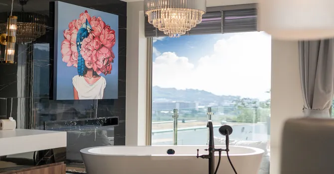 Capucine Villas Luxury 3 Bedroom  Bedroom 1 - King bed, ensuite bathroom with bathtub