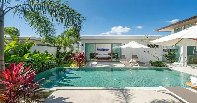 Shambhala Deluxe Pool Villa  