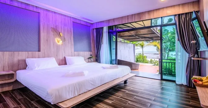 Sweet Room Pool Villa  