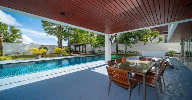 The Park Villa No. 6  Swimming pool