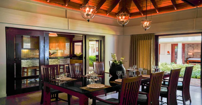 Villa Acacia  Dining Area