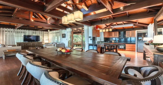 Villa Gecko  Dining Area