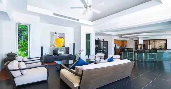 Villa Layan Grand 4  Living area