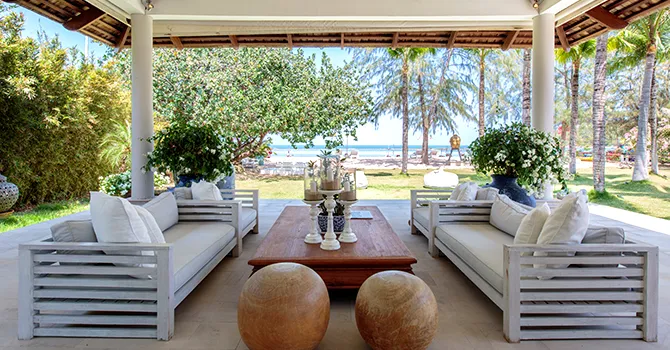 Villa Mia Estate  Mia Beach - Master Bedroom patio