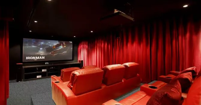 Villa Zereno  Movie room