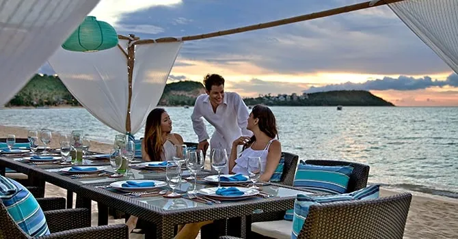 Upni Duniya  Outdoor Dining Table Set Up